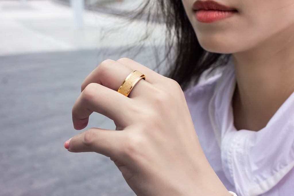 COLMI R10 Smart Ring with Charging Case