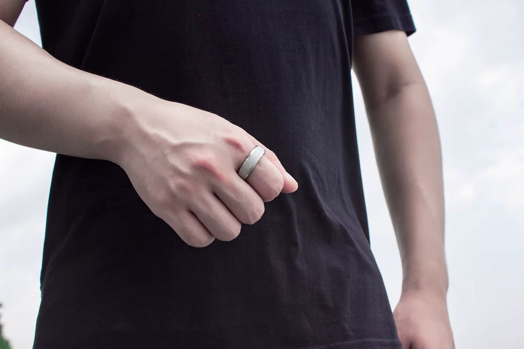 COLMI R10 Smart Ring with Charging Case